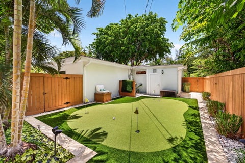 Tiny photo for 1318 SE 12TH Way, Fort Lauderdale, FL 33316 (MLS # B26051772)