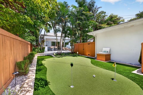 Tiny photo for 1318 SE 12TH Way, Fort Lauderdale, FL 33316 (MLS # B26051772)