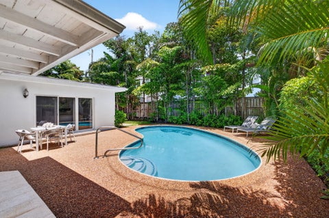 Tiny photo for 1318 SE 12TH Way, Fort Lauderdale, FL 33316 (MLS # B26051772)