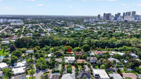 Tiny photo for 1318 SE 12TH Way, Fort Lauderdale, FL 33316 (MLS # B26051772)