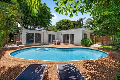 Tiny photo for 1318 SE 12TH Way, Fort Lauderdale, FL 33316 (MLS # B26051772)