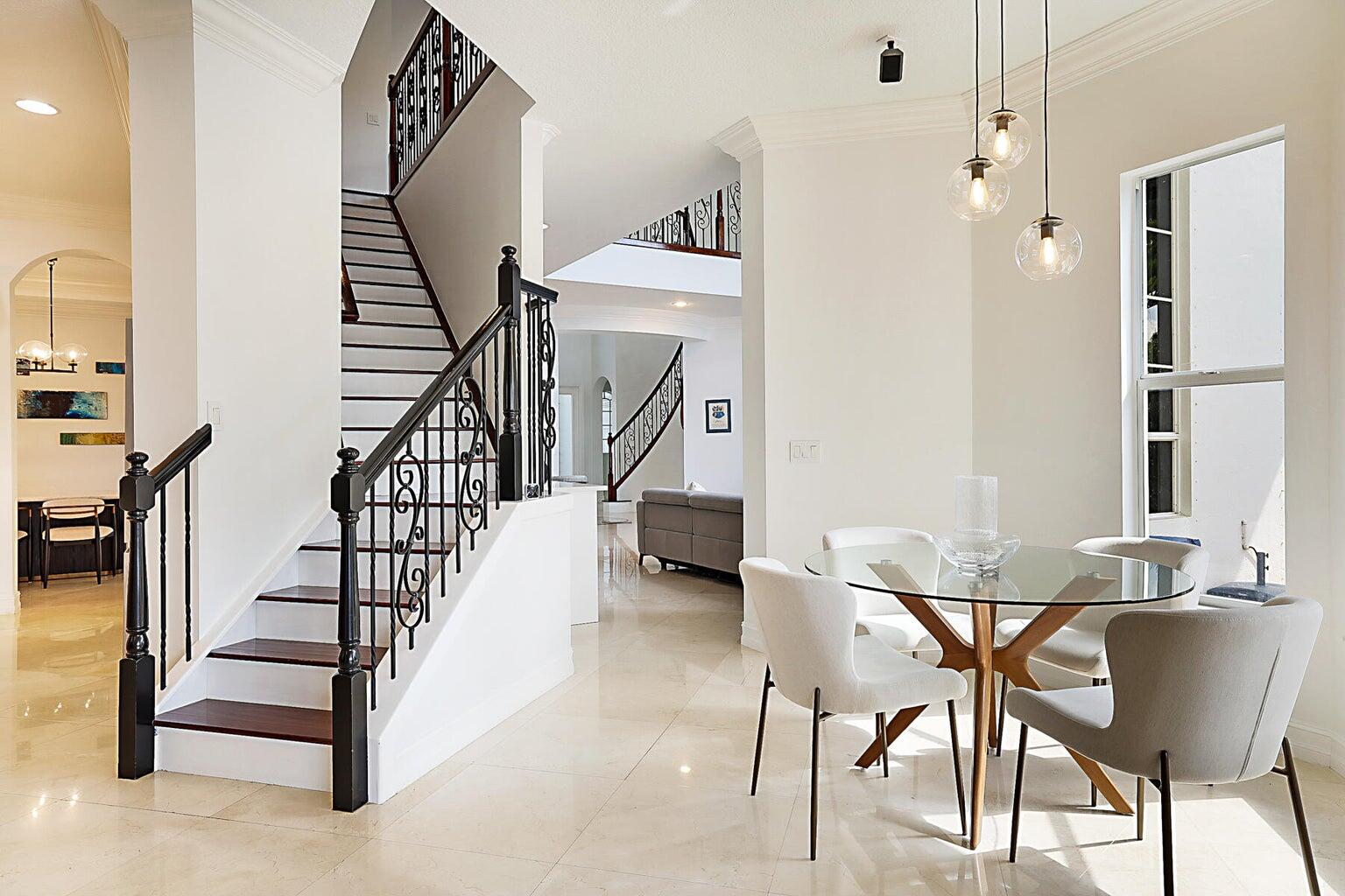 WELLINGTON VIEW - Residential