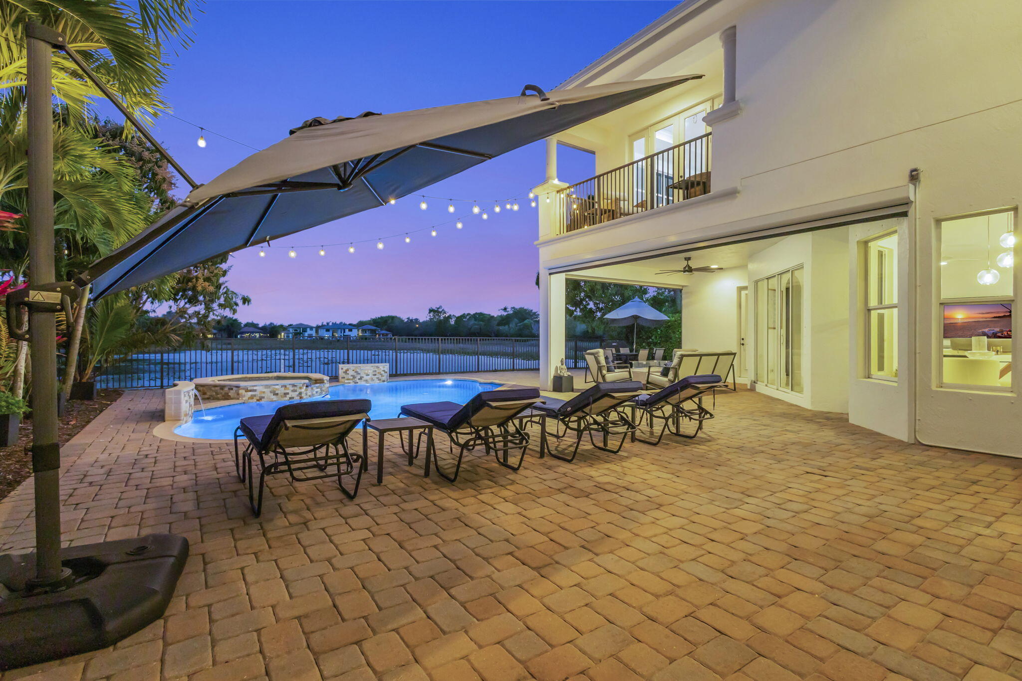 WELLINGTON VIEW - Residential