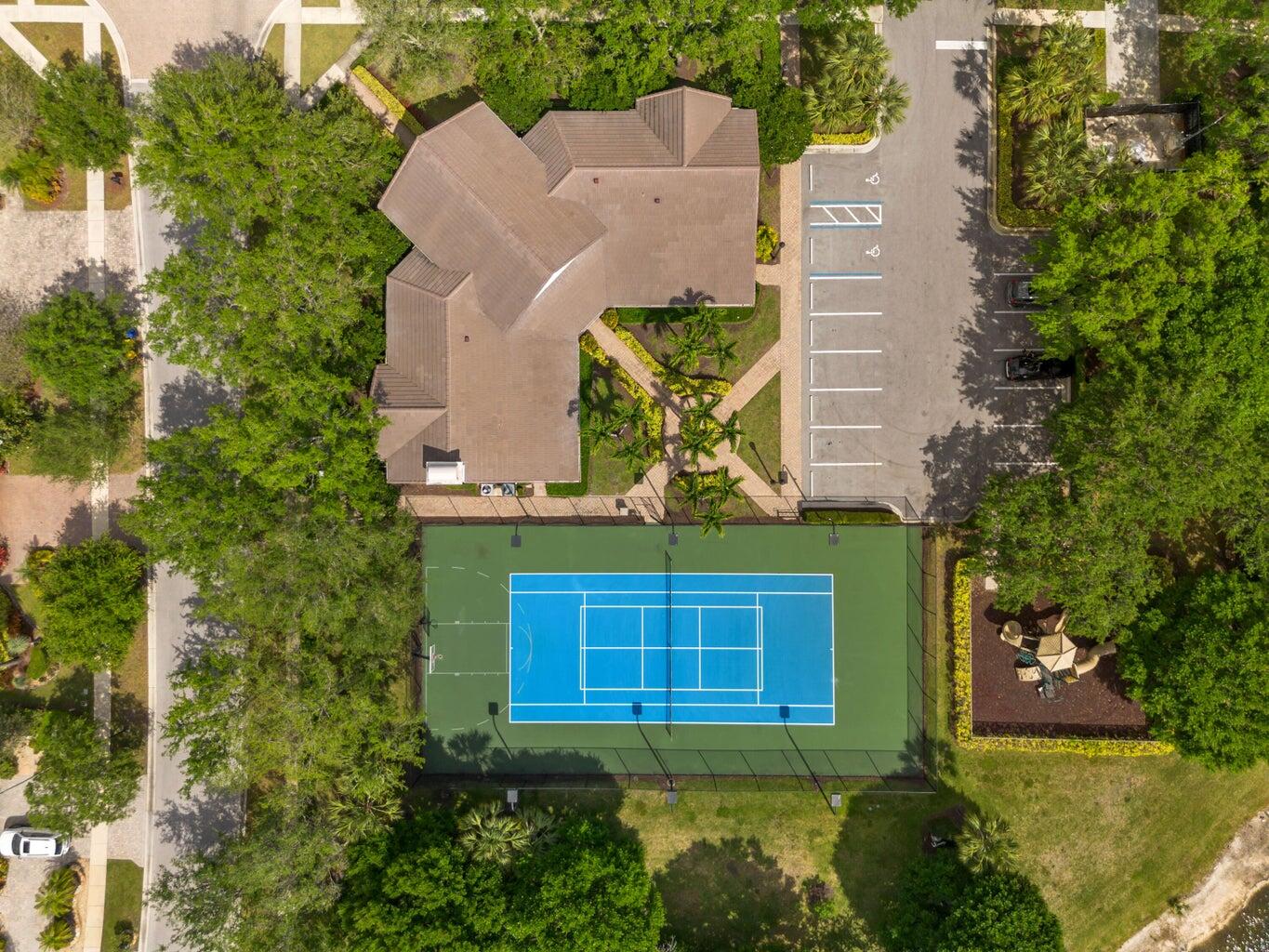 WELLINGTON VIEW - Residential