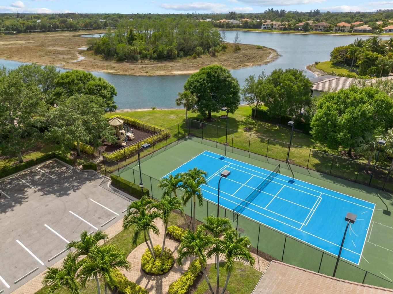 WELLINGTON VIEW - Residential