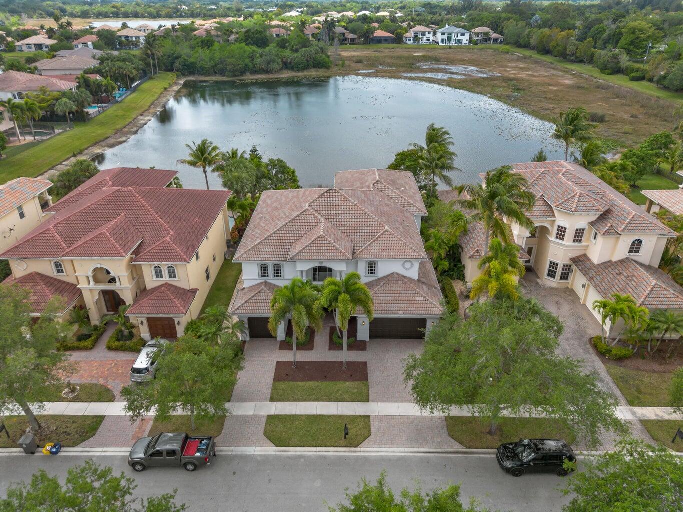 WELLINGTON VIEW - Residential