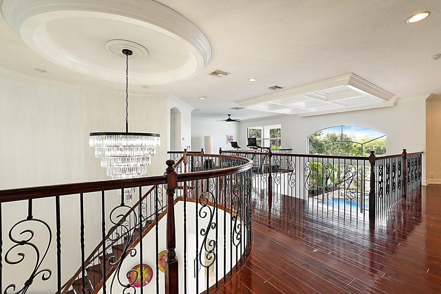 WELLINGTON VIEW - Residential