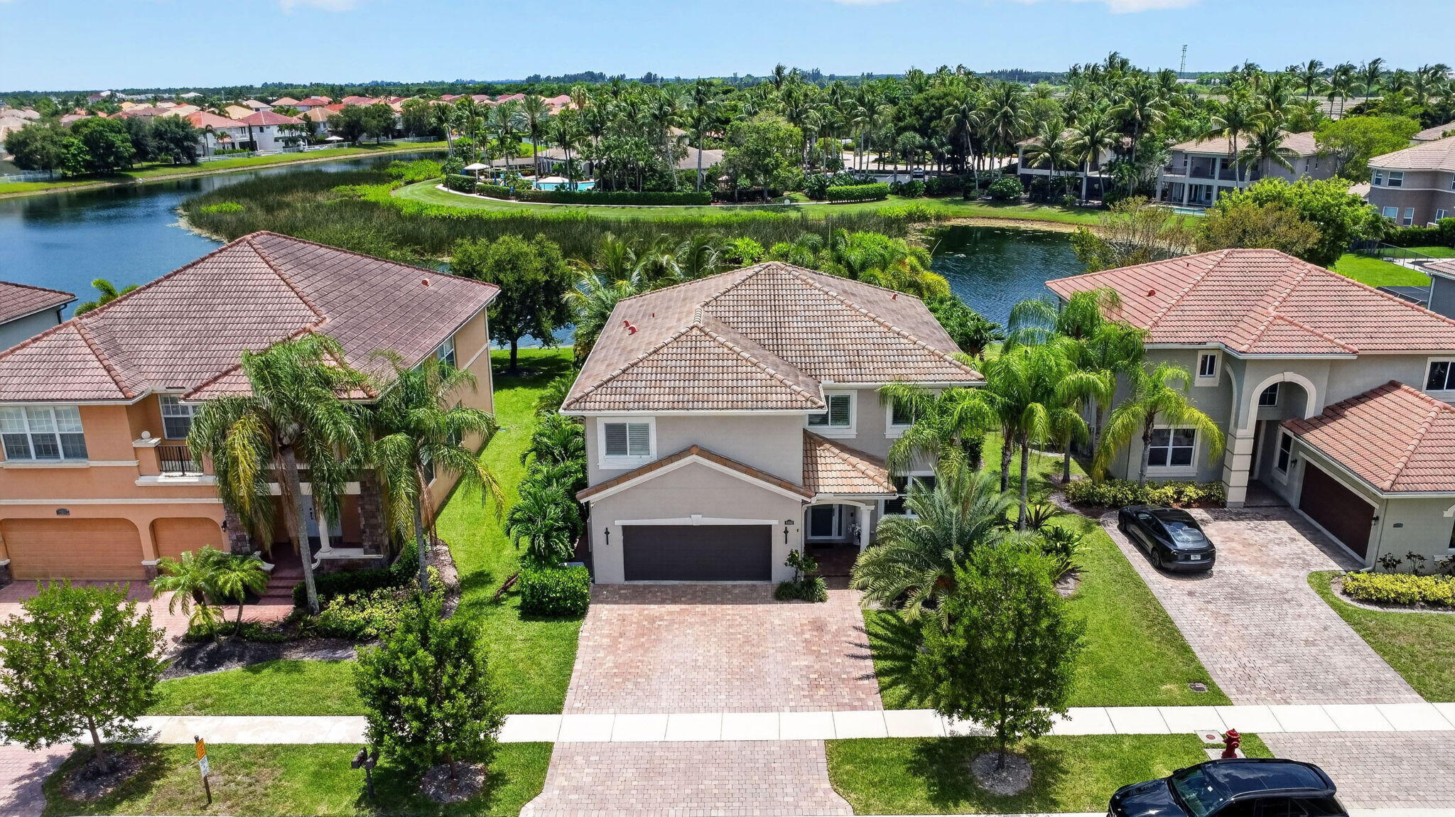 8890 Cobblestone Point Circle