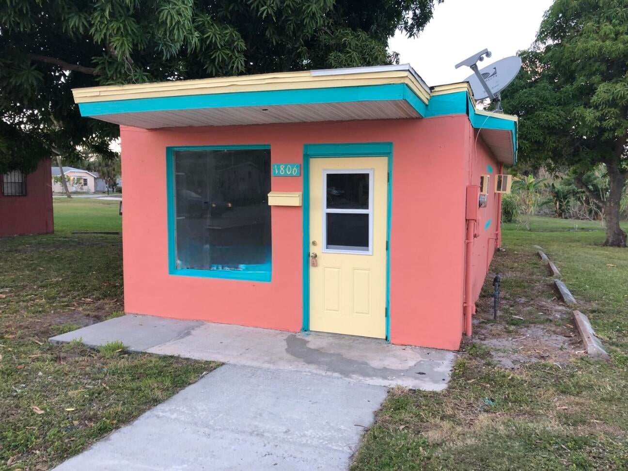 Photo 1 of 5 — 1806 Ave D, Fort Pierce, FL 34950
