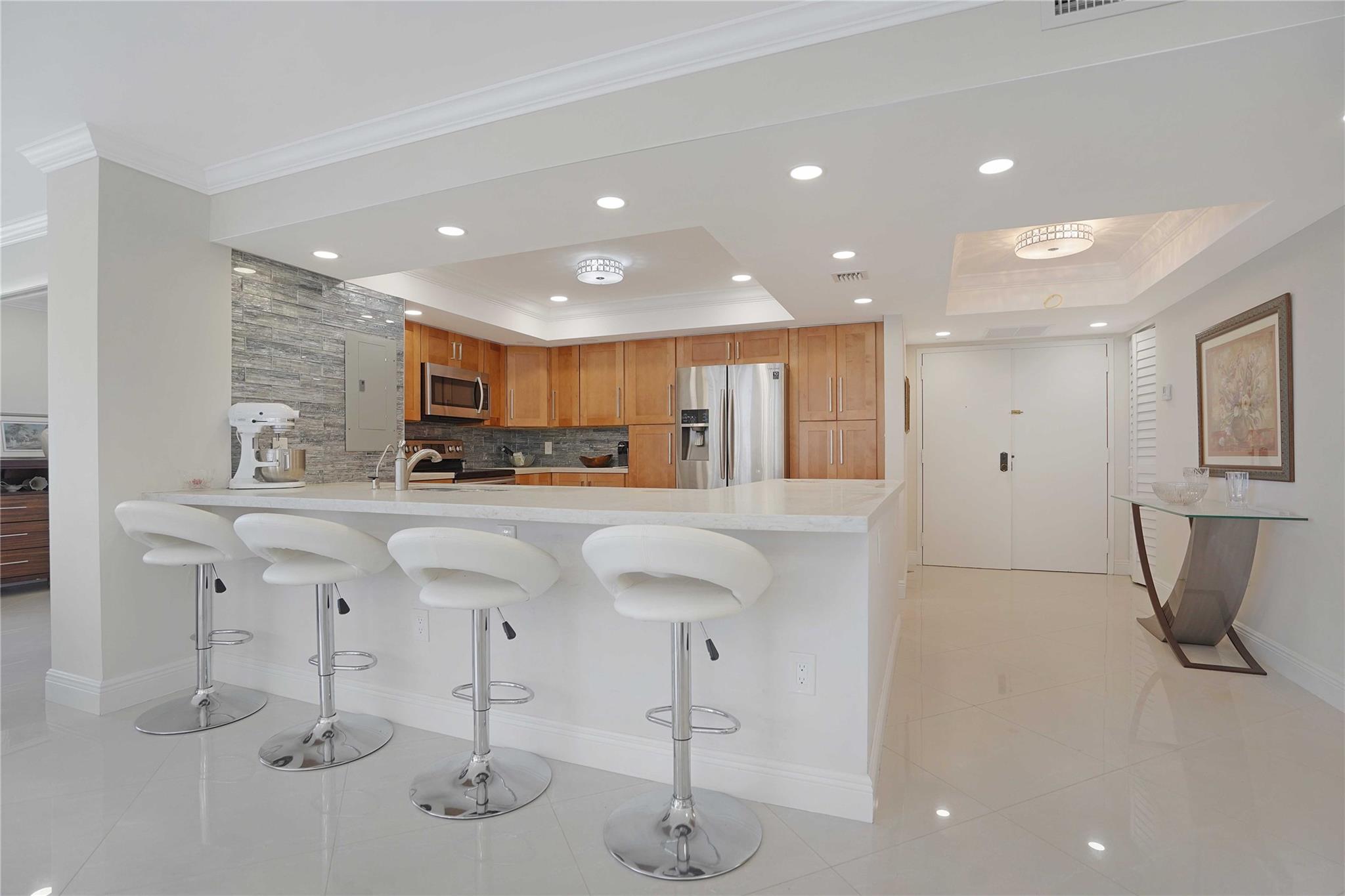 3400 Galt Ocean 1610 S