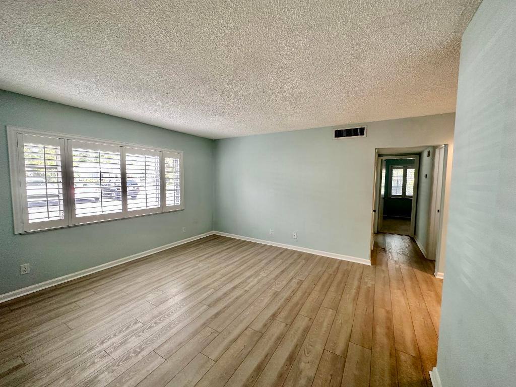 IMPERIAL POINT GARDENS CONDO - Residential Lease