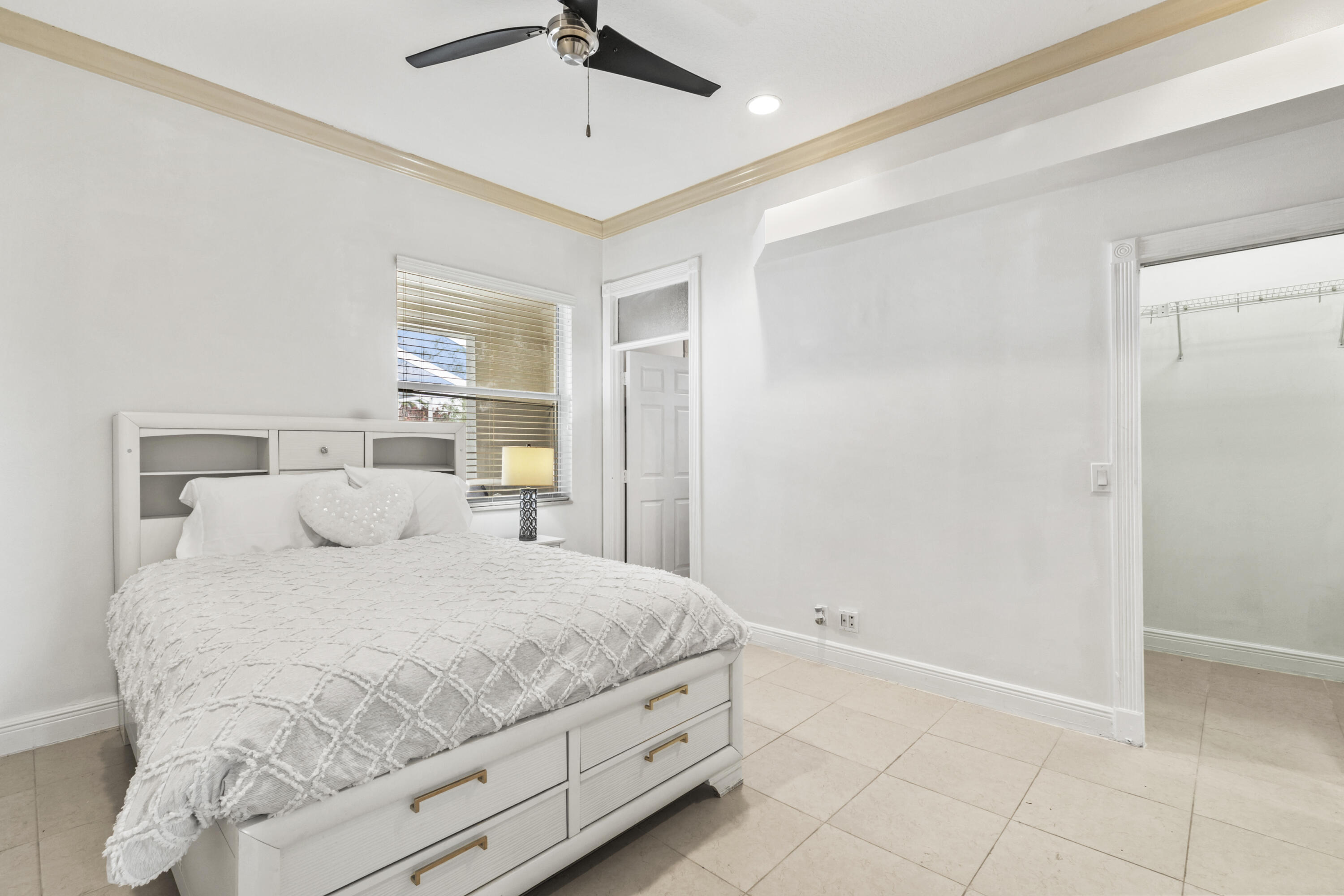 GREENVIEW COVE OF WELLINGTON - Residential