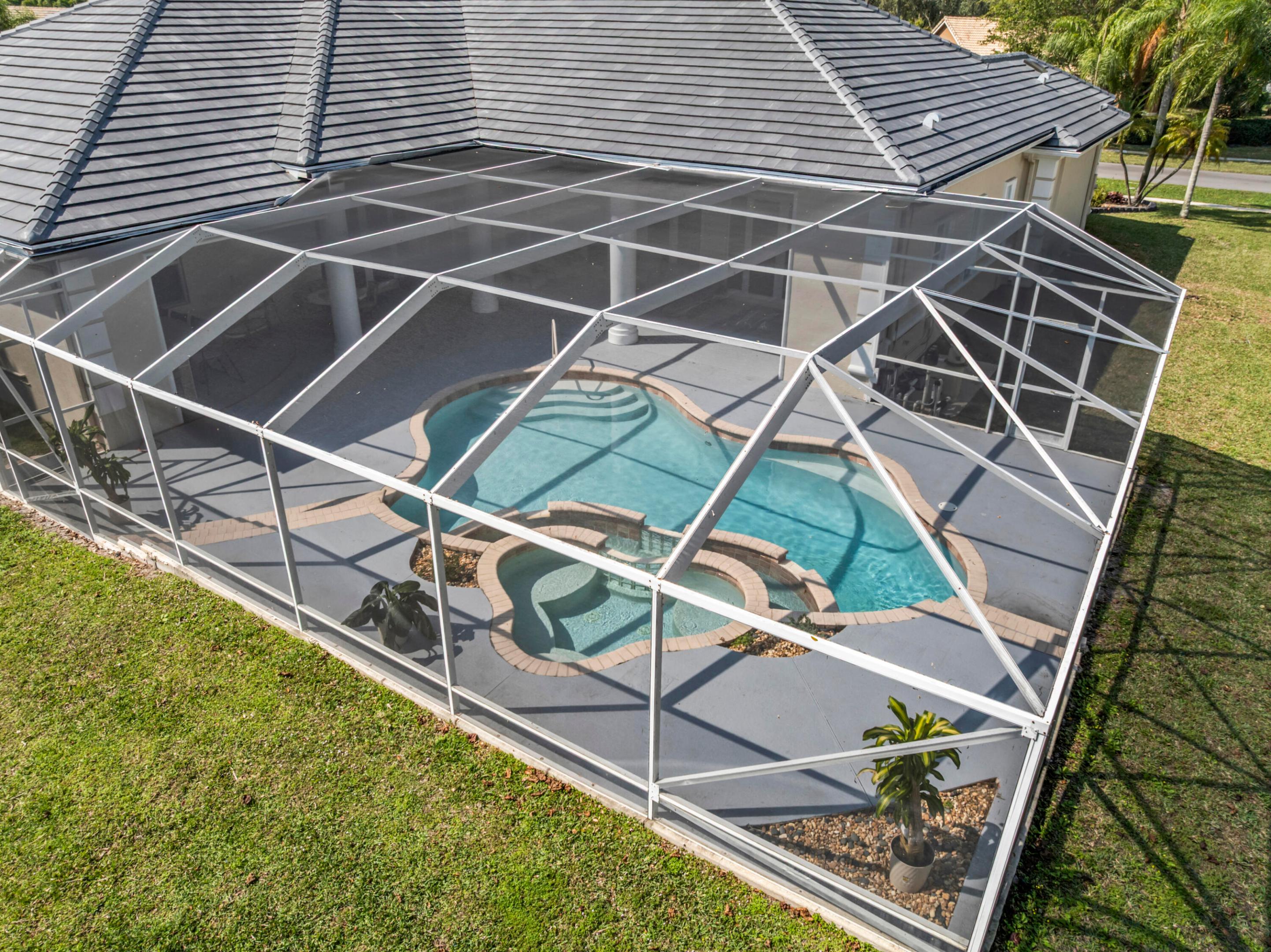 GREENVIEW COVE OF WELLINGTON - Residential