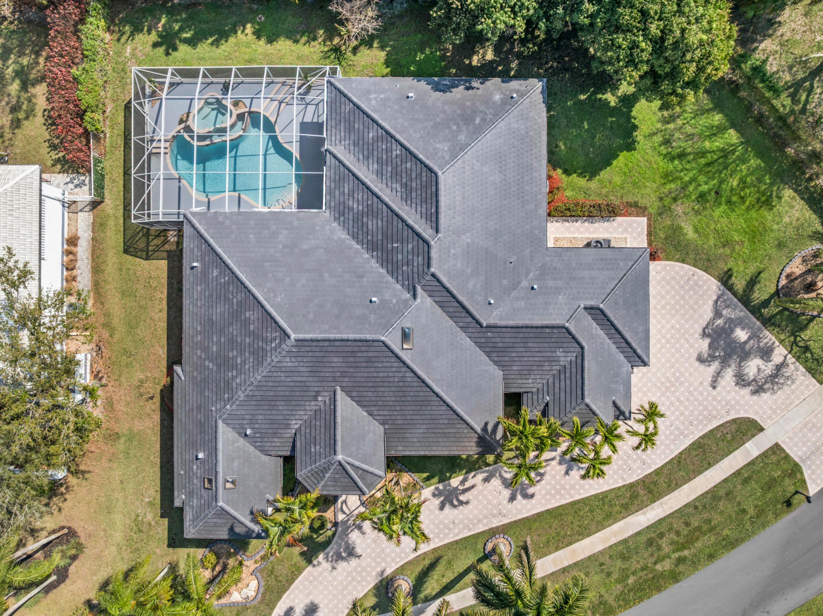 GREENVIEW COVE OF WELLINGTON - Residential