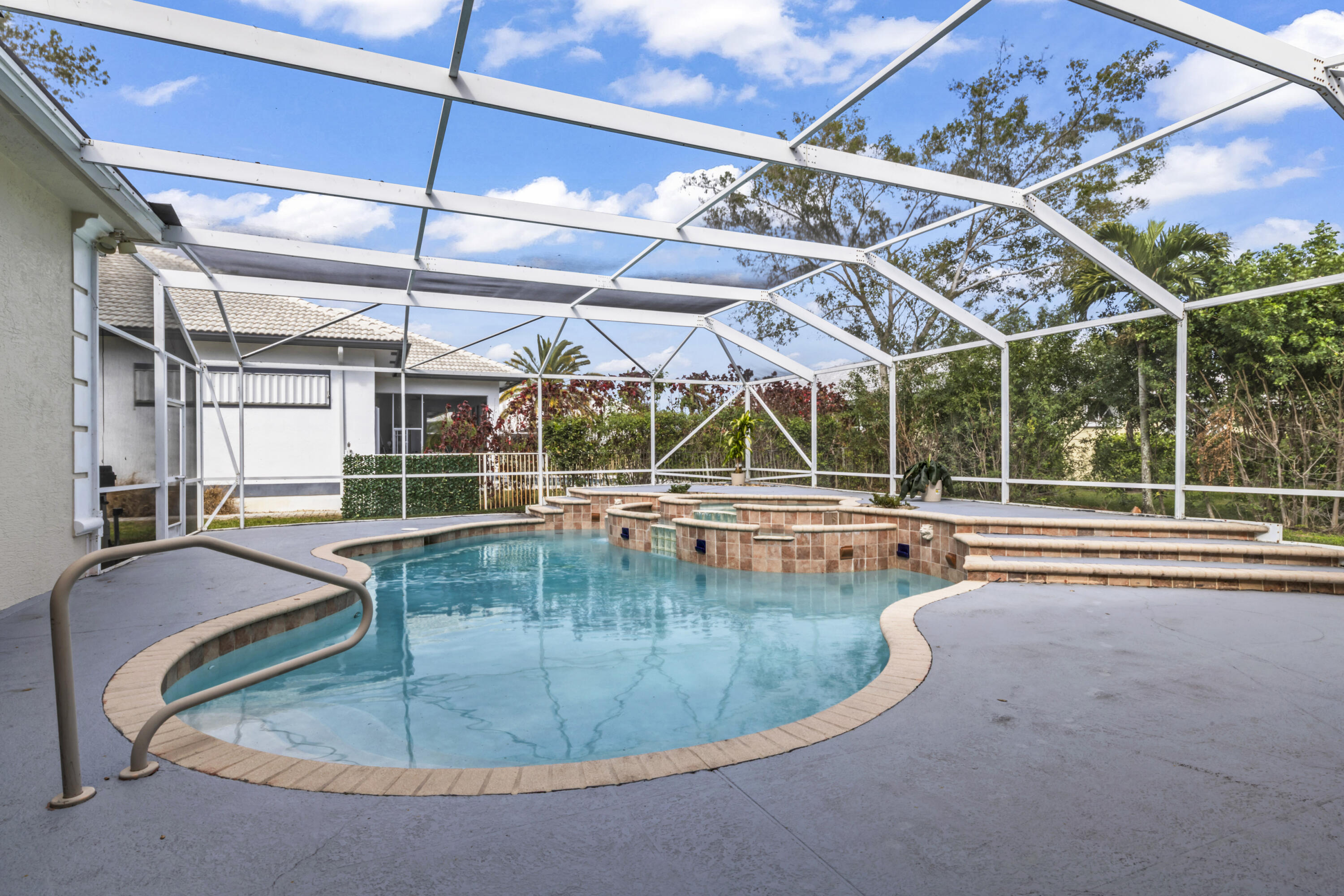 GREENVIEW COVE OF WELLINGTON - Residential