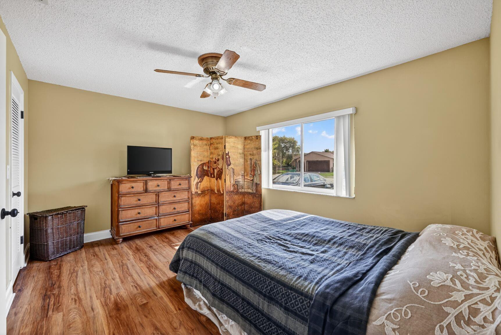 ORANGE TREE HOMES - Residential