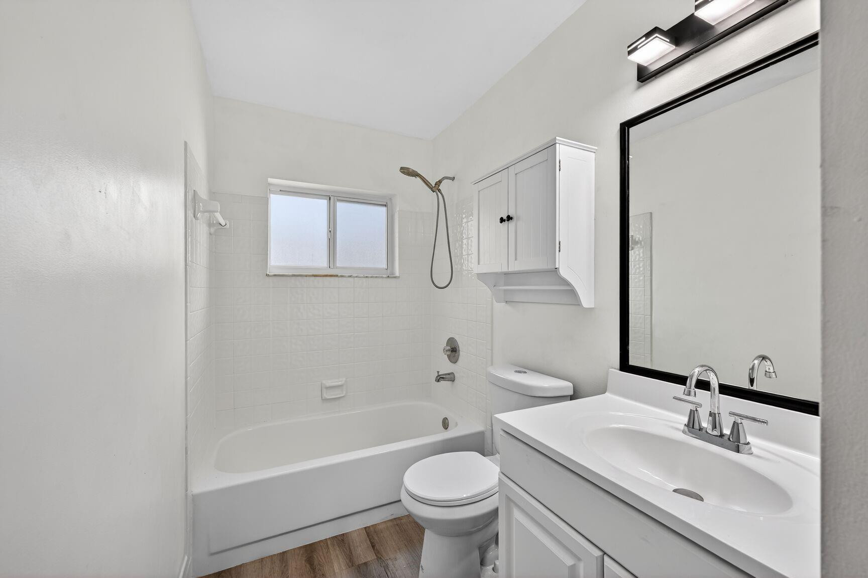 ORANGE TREE HOMES - Residential