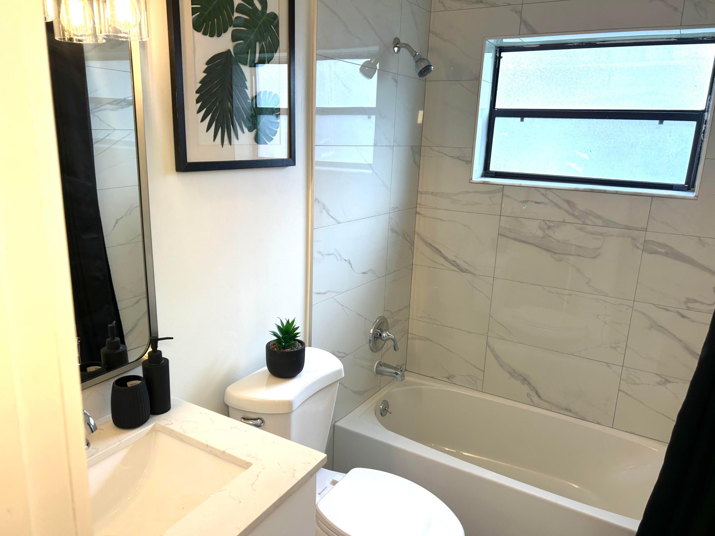 ACADEMY AWARD HOMES SECTION 3 - Residential