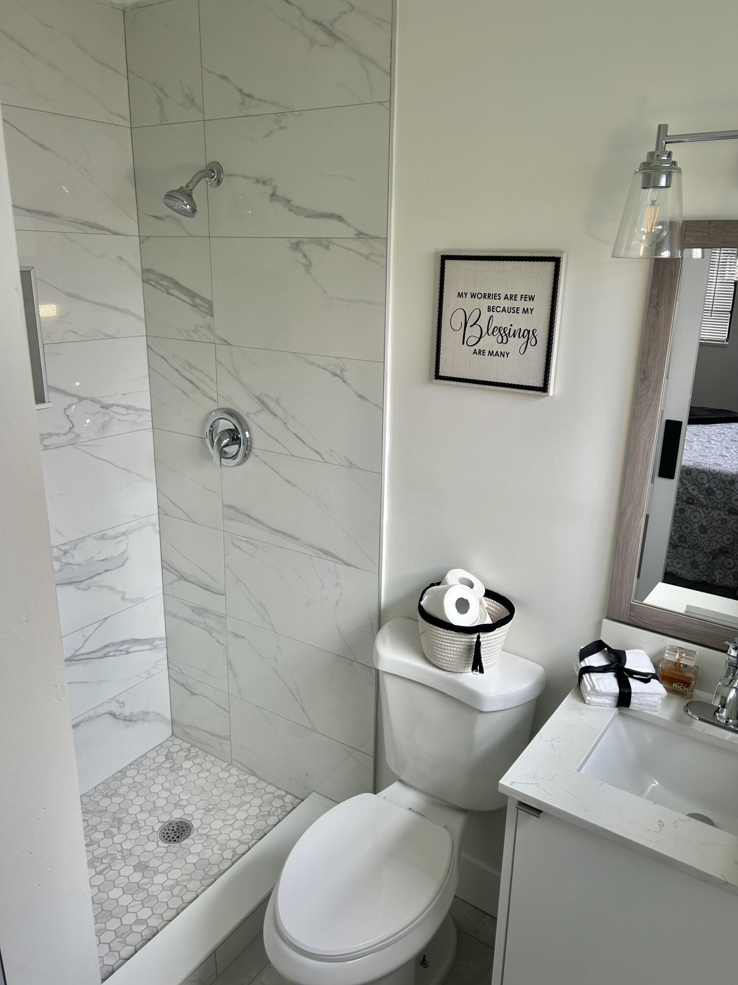 ACADEMY AWARD HOMES SECTION 3 - Residential