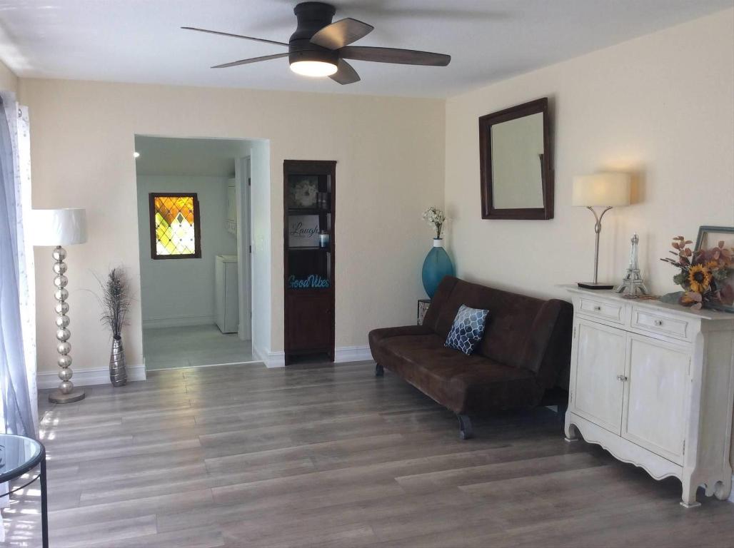 WESTWOOD PARK SEC 2 - Residential Lease