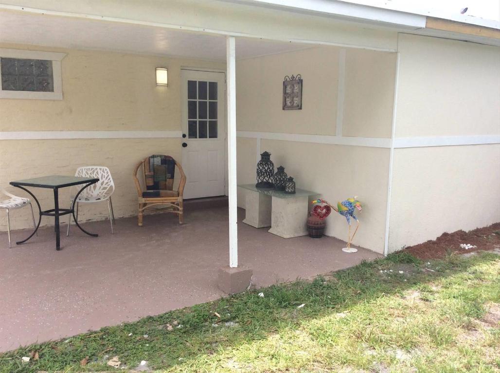 WESTWOOD PARK SEC 2 - Residential Lease