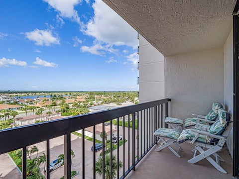 Tiny photo for 3100 N HIGHWAY A1A #804, Fort Pierce, FL 34949 (MLS # B26090770)