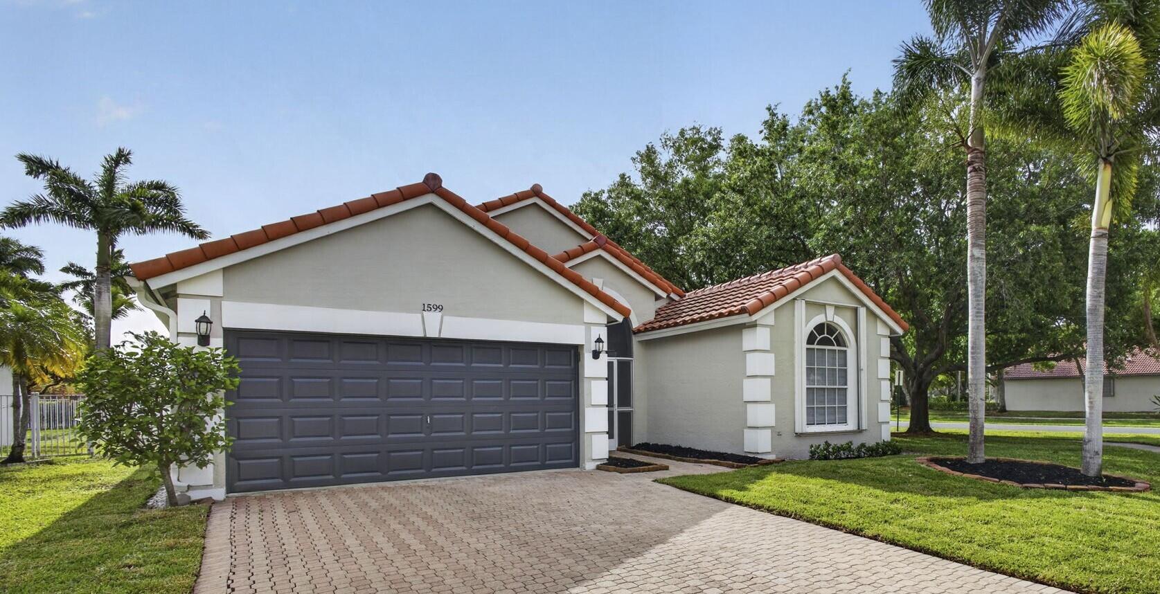 1599 Oak Berry Circle