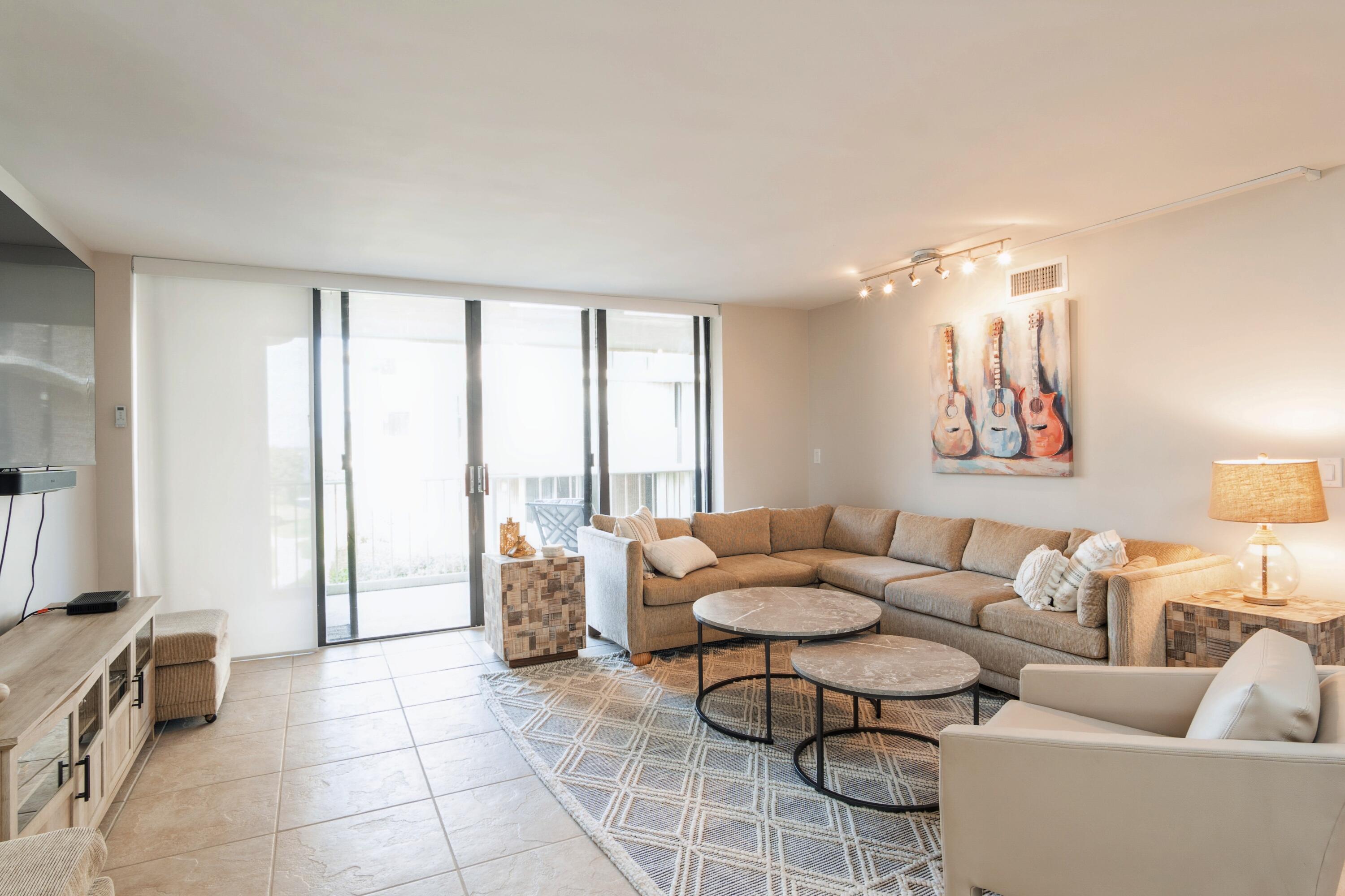 THIRTY TWO HUNDRED CONDO - Residential Lease