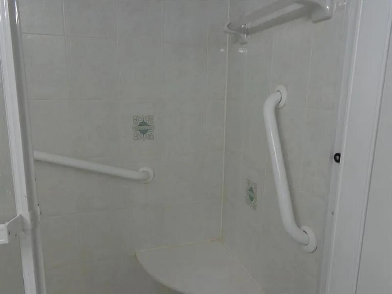 PINE RIDGE IV CONDO - Residential Lease