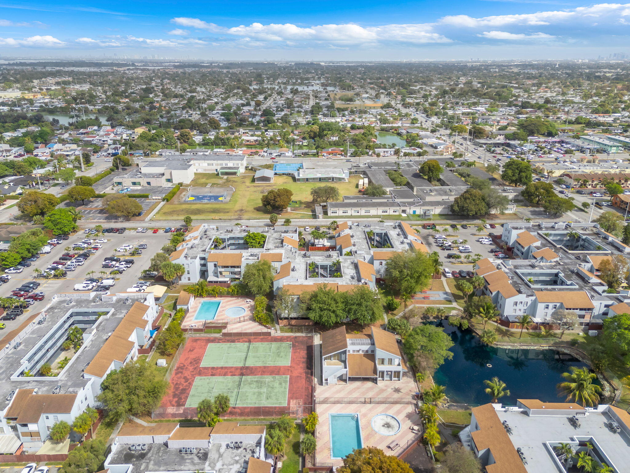 LOS SUENOS CONDO - Residential