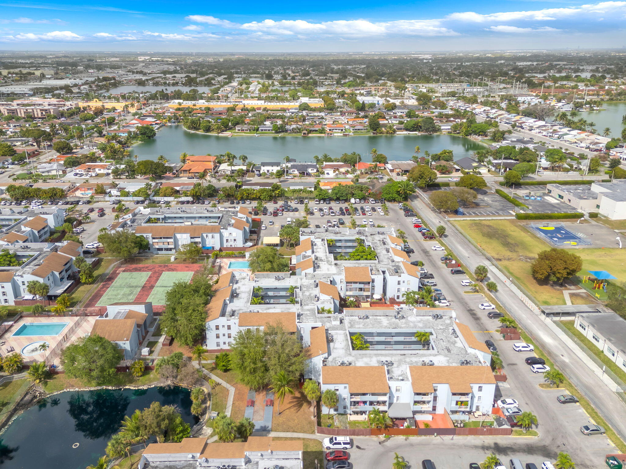 LOS SUENOS CONDO - Residential