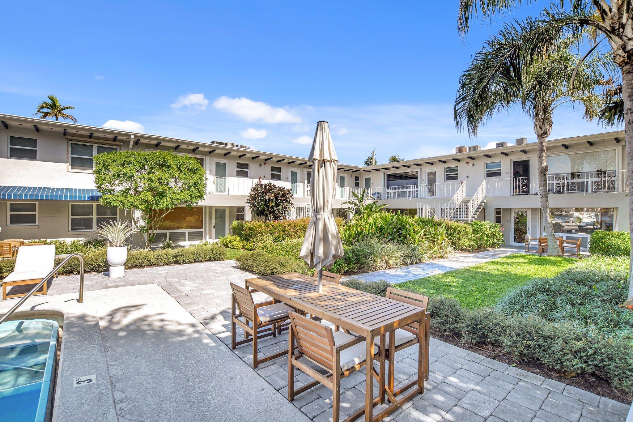 BALMORAL CONDO - Residential Lease