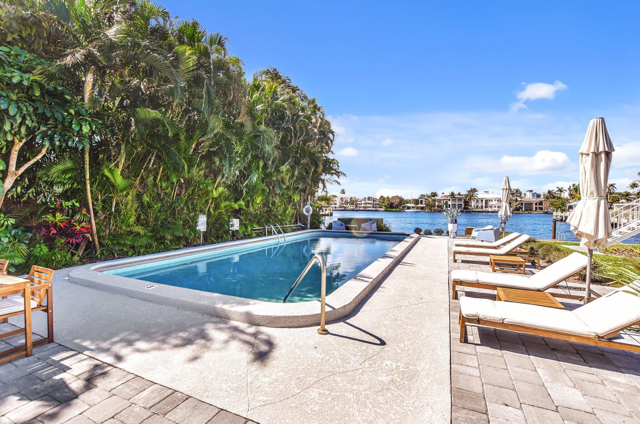 BALMORAL CONDO - Residential Lease