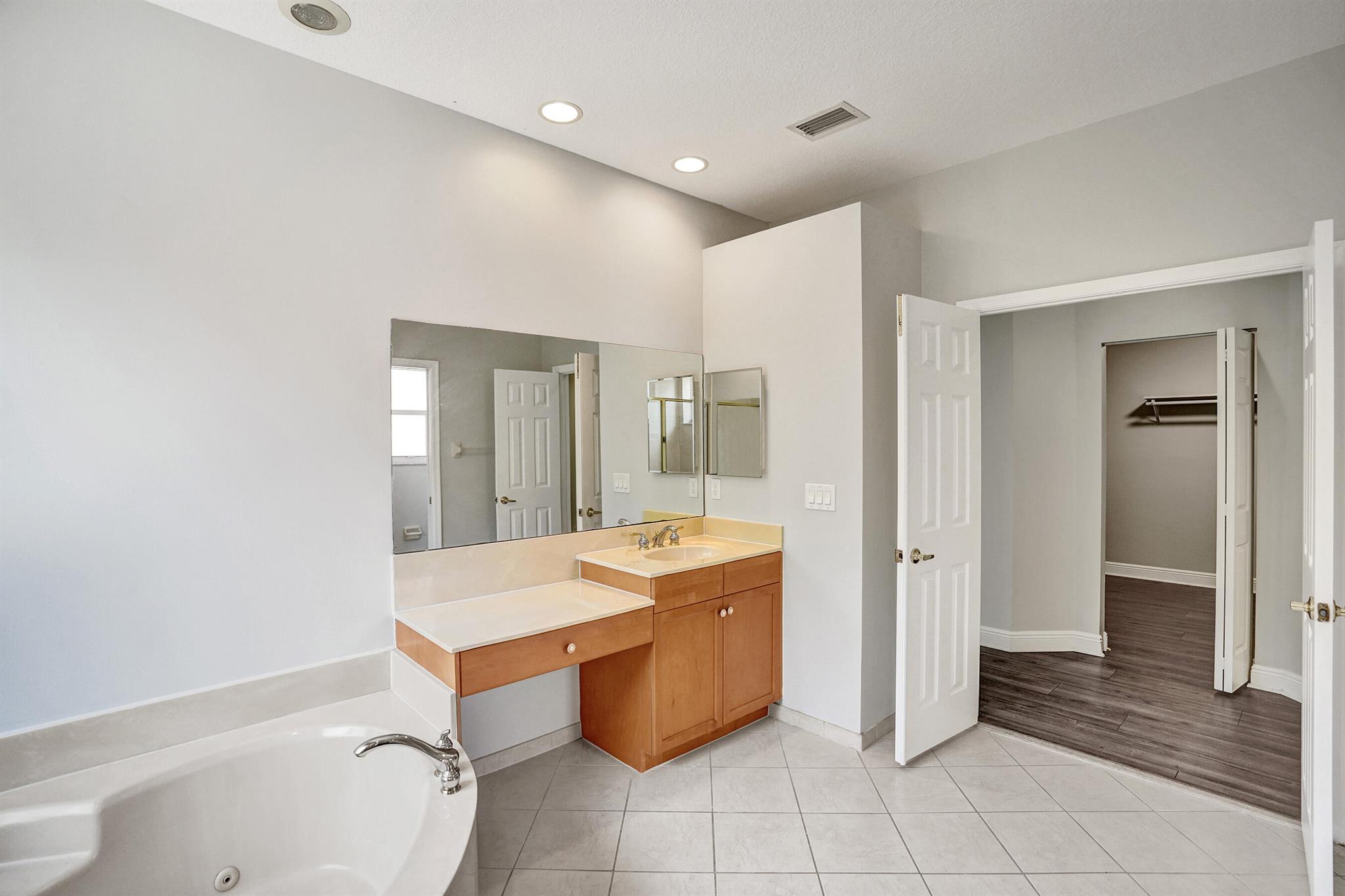 Olympia - Residential Lease