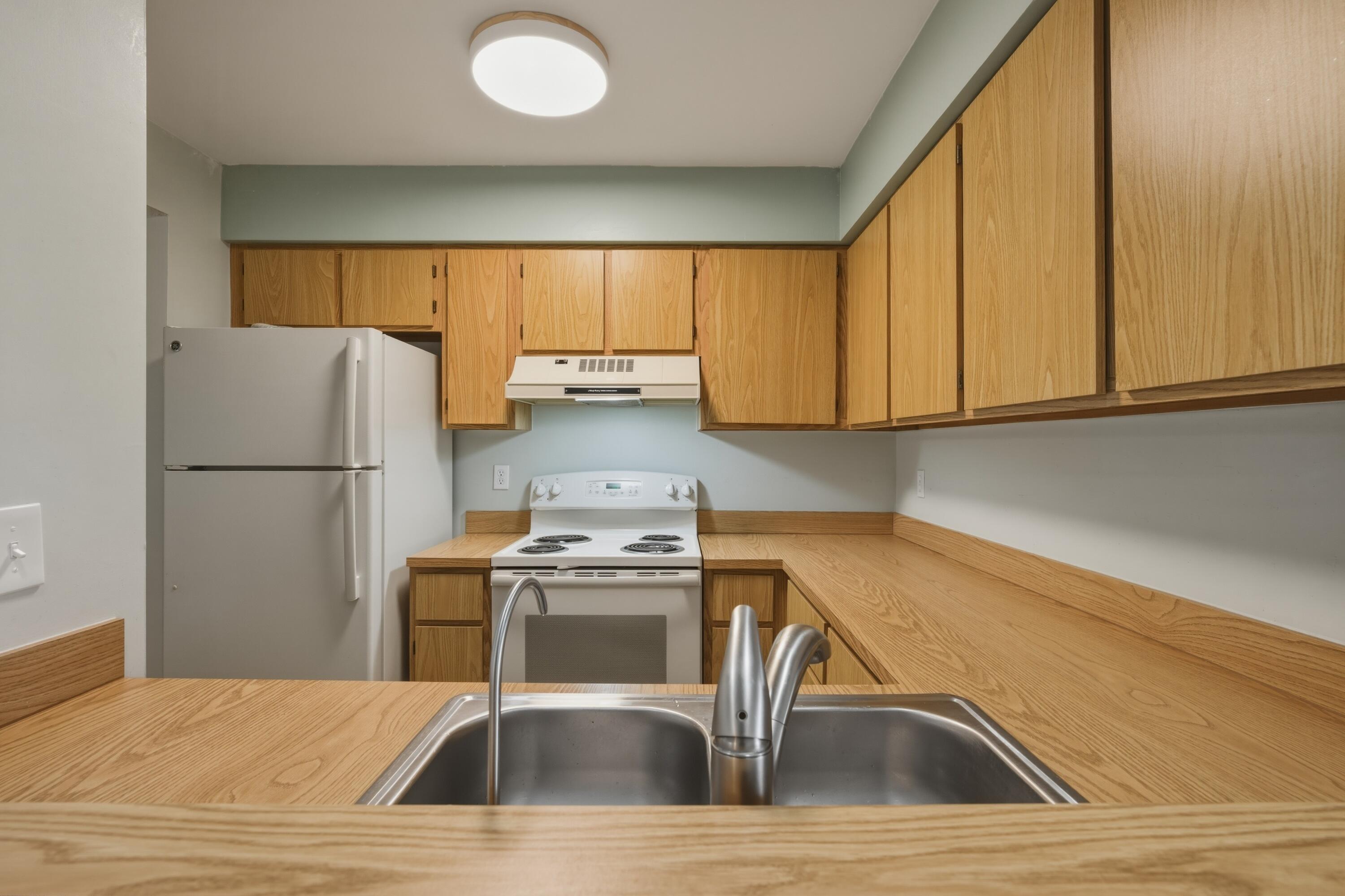CYPRESS BEND CONDOMINIUM III - Residential