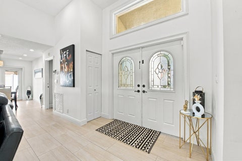 Tiny photo for 8928 Escondido Way E, Boca Raton, FL 33433 (MLS # B26088961)