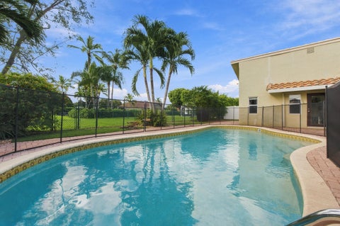 Tiny photo for 8928 Escondido Way E, Boca Raton, FL 33433 (MLS # B26088961)