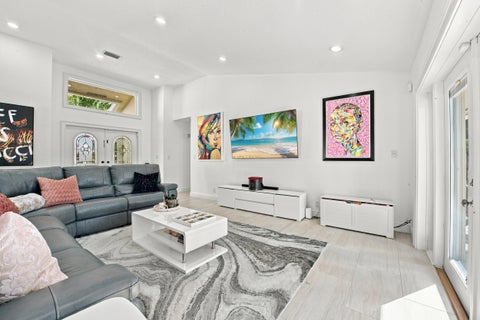 Tiny photo for 8928 Escondido Way E, Boca Raton, FL 33433 (MLS # B26088961)
