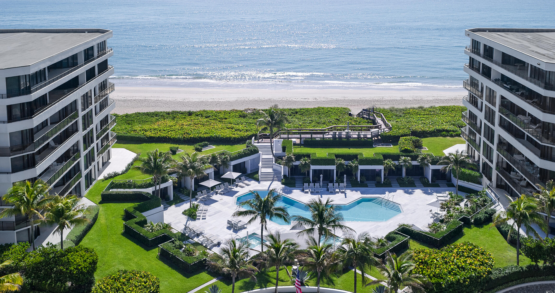 PALM BEACH HAMPTON CONDO - Residential