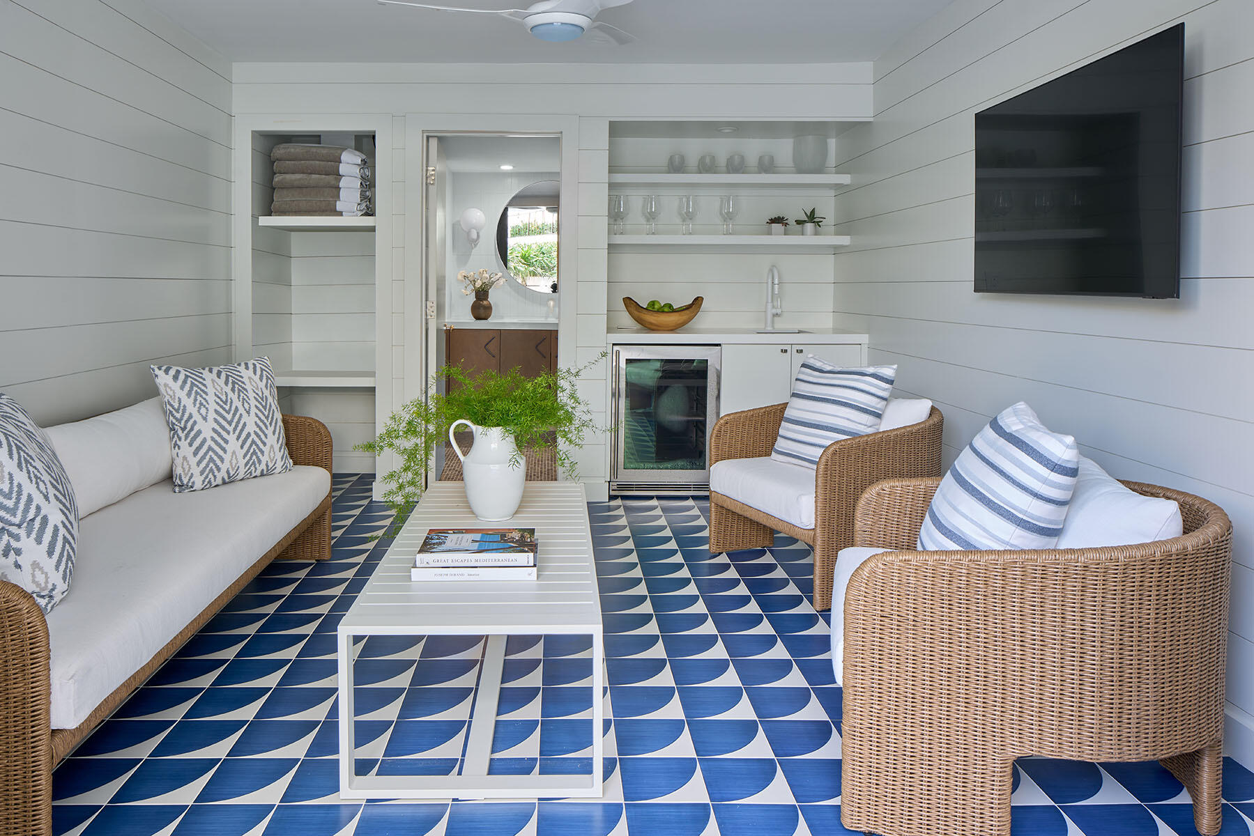 PALM BEACH HAMPTON CONDO - Residential