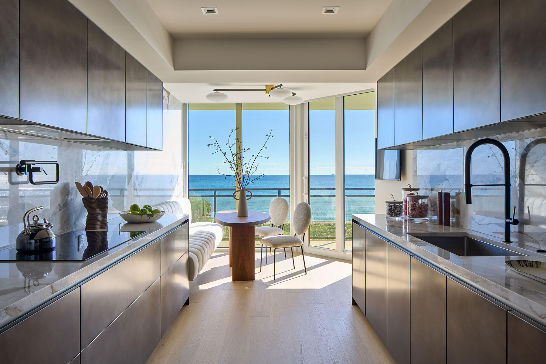 PALM BEACH HAMPTON CONDO - Residential