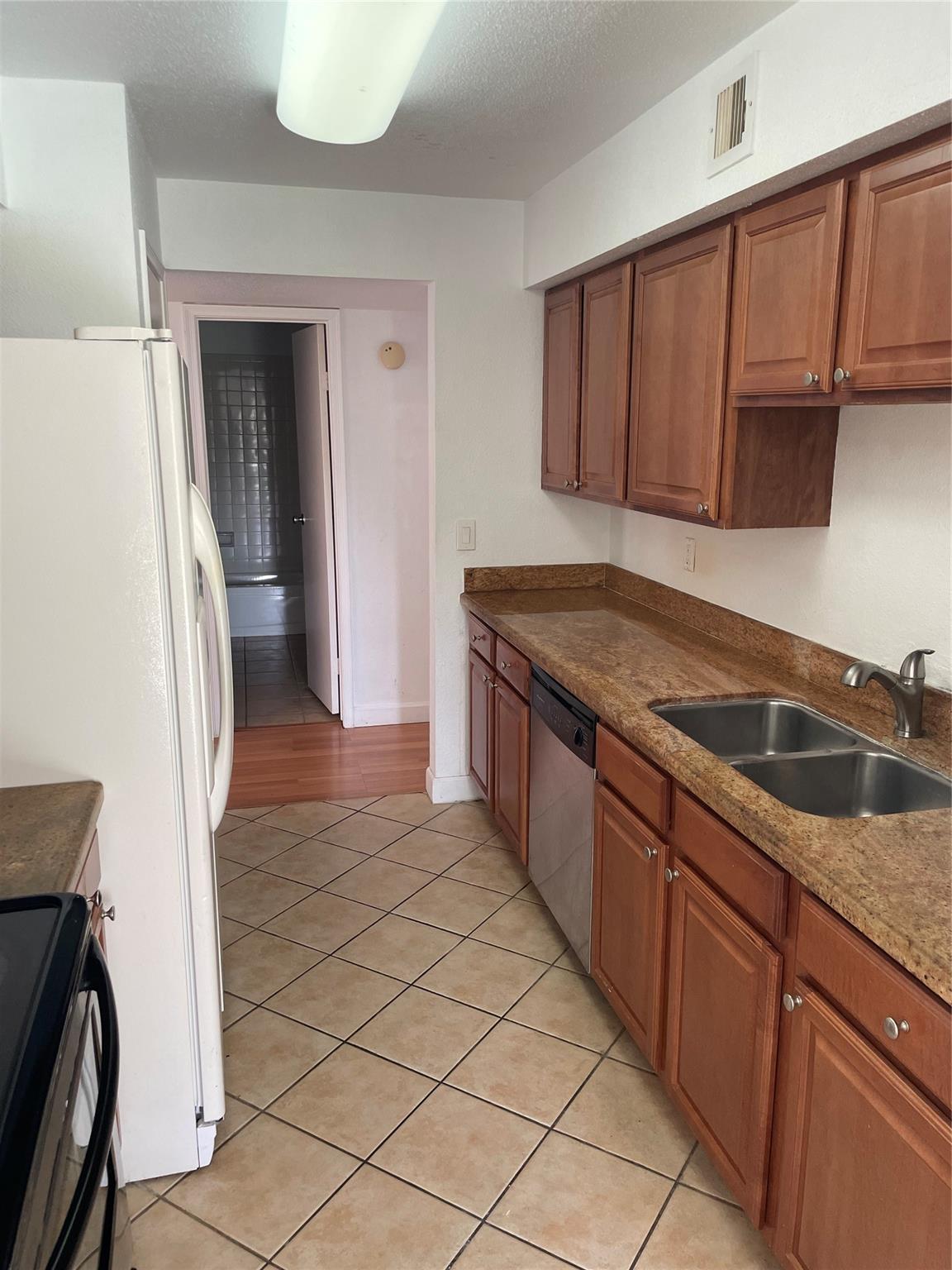 Savannah at Riverside - Residential Lease