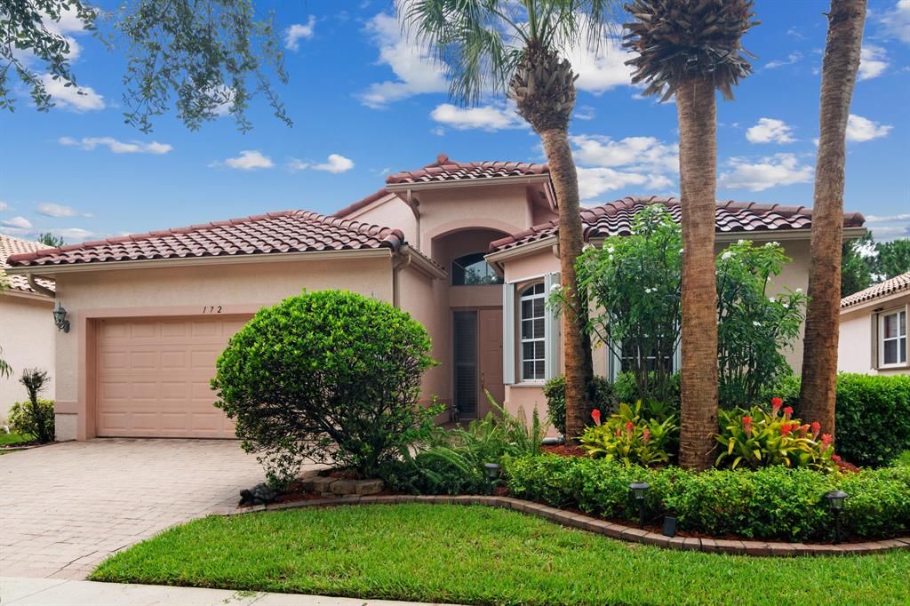 Photo of 172 NW Lawton Road, Port Saint Lucie, FL 34986 (MLS # R10735907)