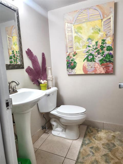 Tiny photo for 804 SE 7th Street #101, Deerfield Beach, FL 33441 (MLS # F10556743)
