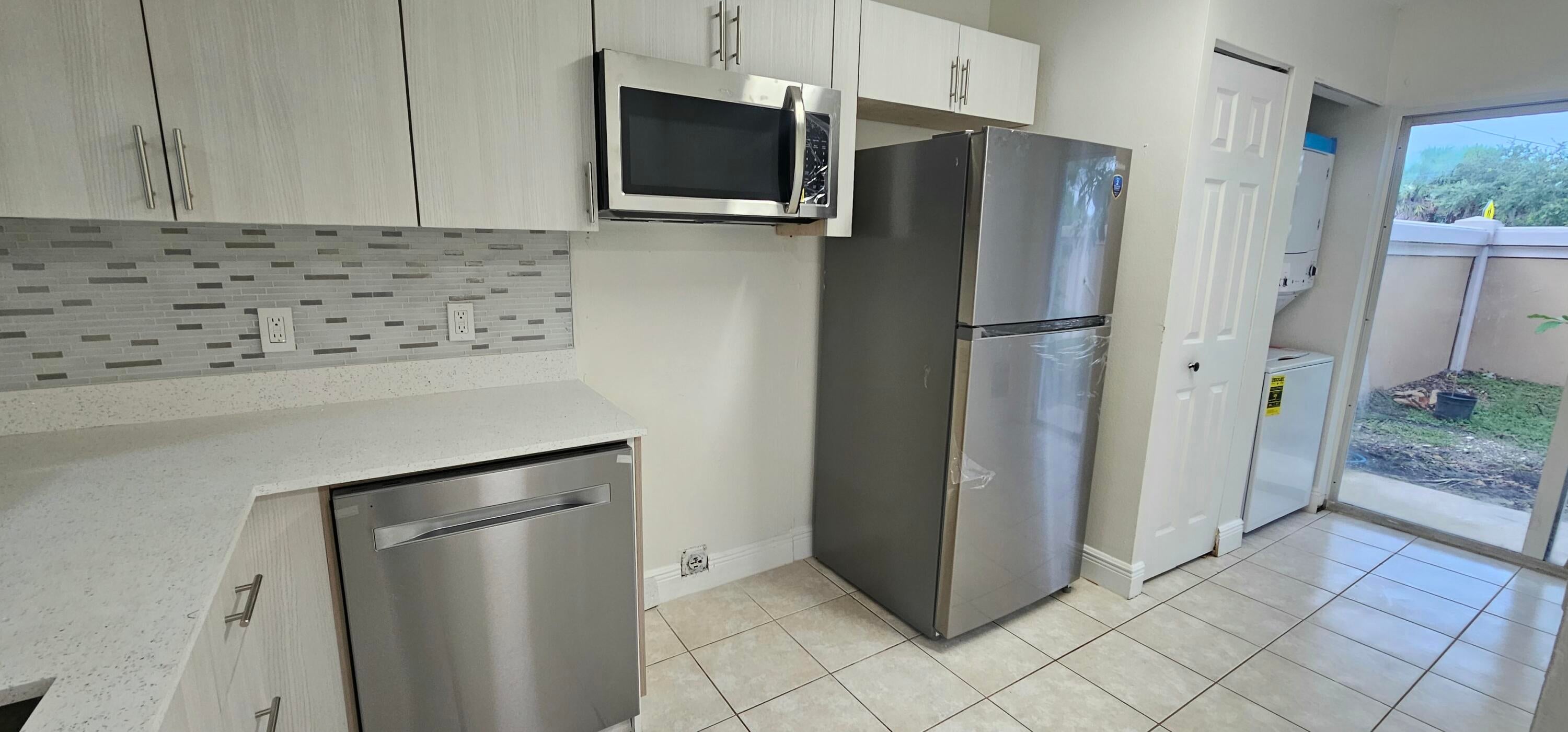 3810 N Jog Road 102