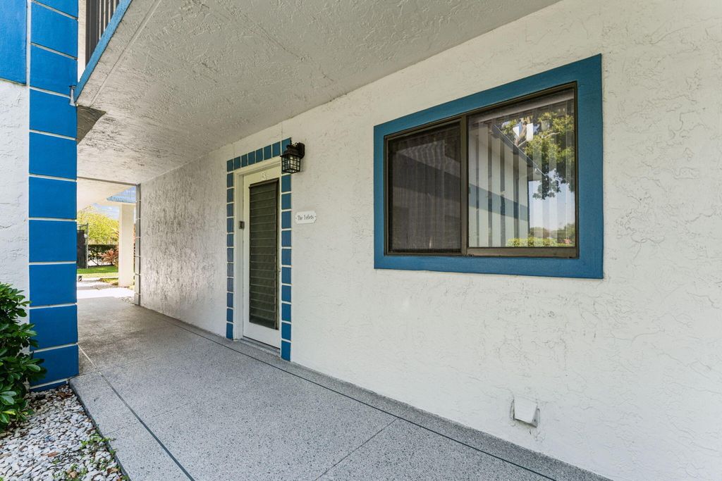 Photo of 15301 Pembridge Avenue #43, Delray Beach, FL 33484 (MLS # B26018372)