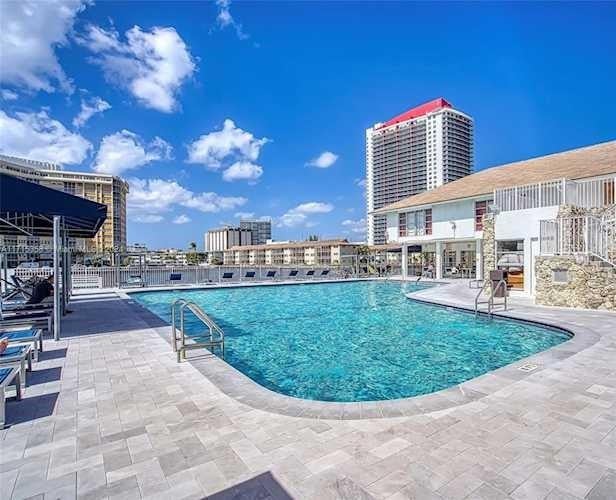 1833 S Ocean Drive 1209, Hallandale FL 33009