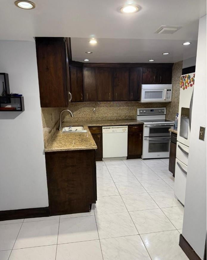 1833 S Ocean Drive 1209