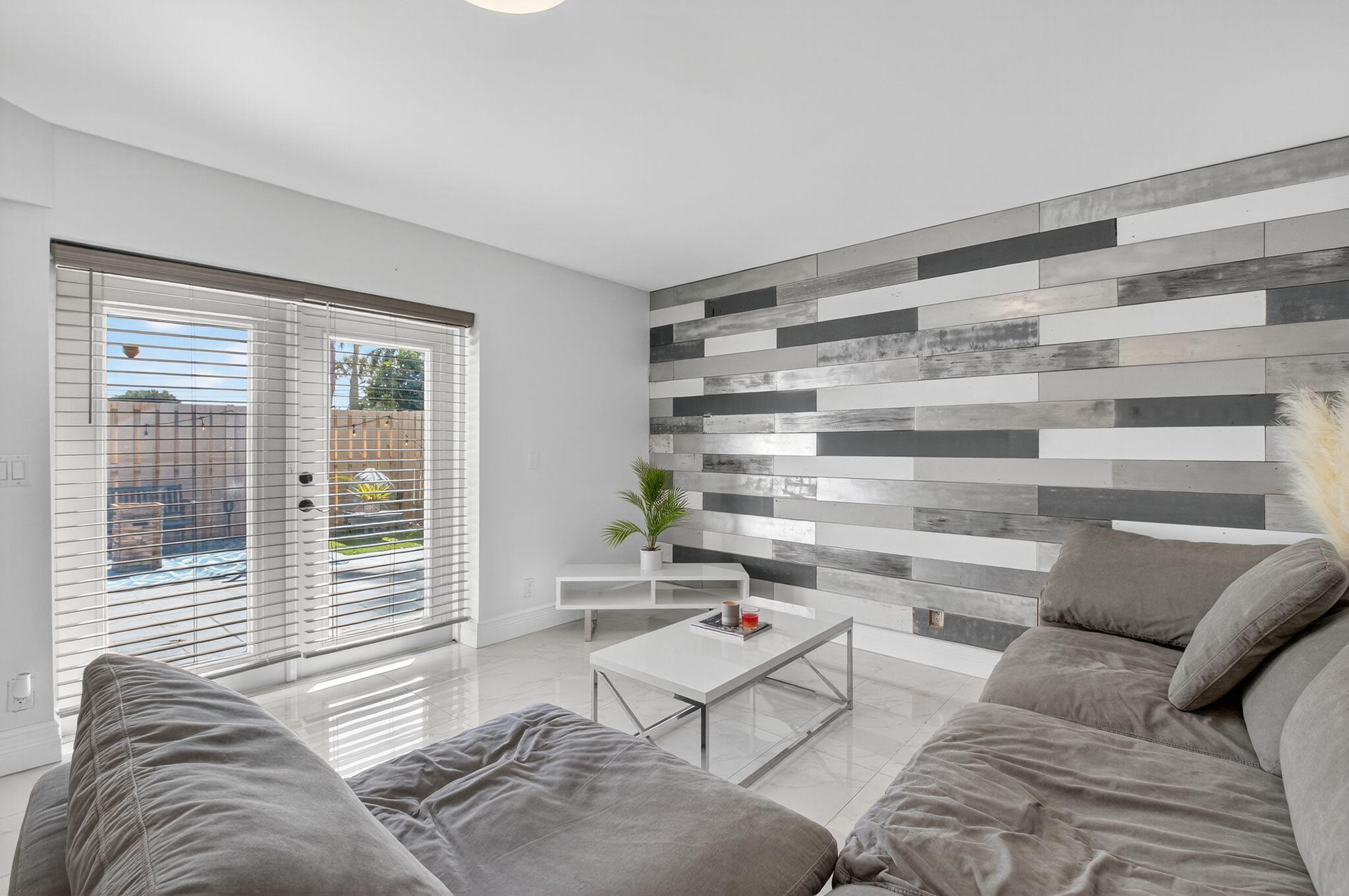 LE VILLAGE DE PROVENCE 2 - Residential Lease