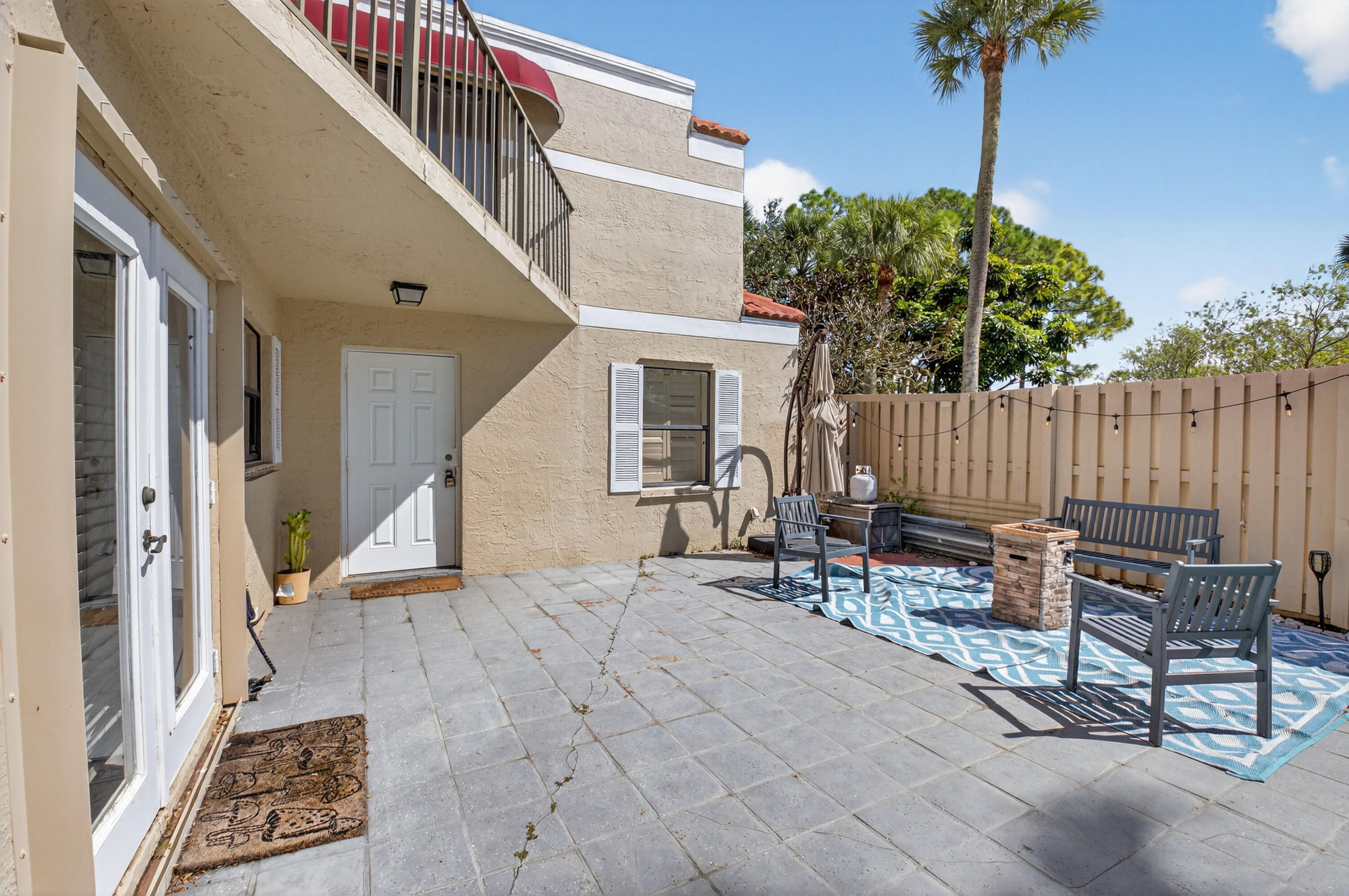 LE VILLAGE DE PROVENCE 2 - Residential Lease
